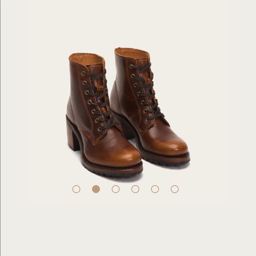 Frye Sabrina 6G lace up ankle boot